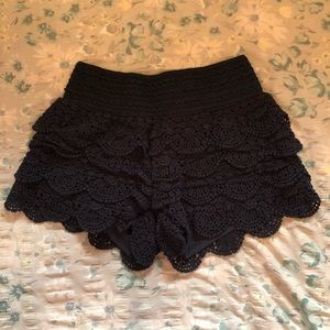Navy ruffle shorts